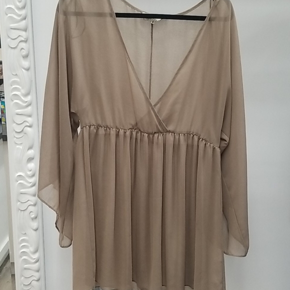 Sheer top - Picture 1 of 1